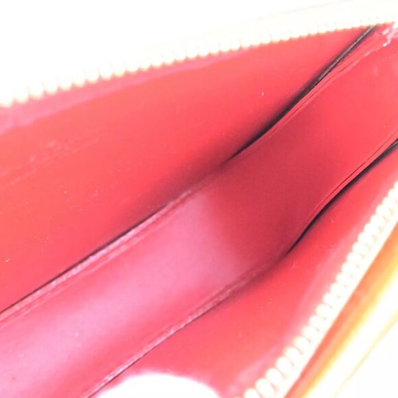 LOUIS VUITTON LV Motto Shoulder Bag Monogram Vernis Leather Red - Picture 13 of 16